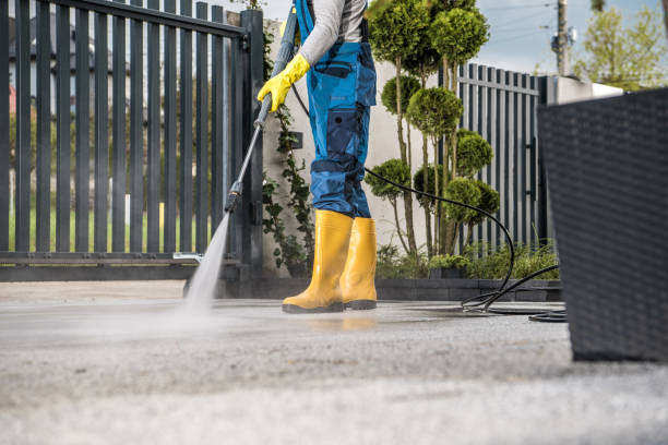 Best Garage Pressure Washing  in Covington, VA